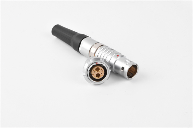 航空插头的外观颜色是否有特定标准？