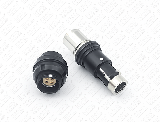 防水连接器的耐温范围通常是多少？